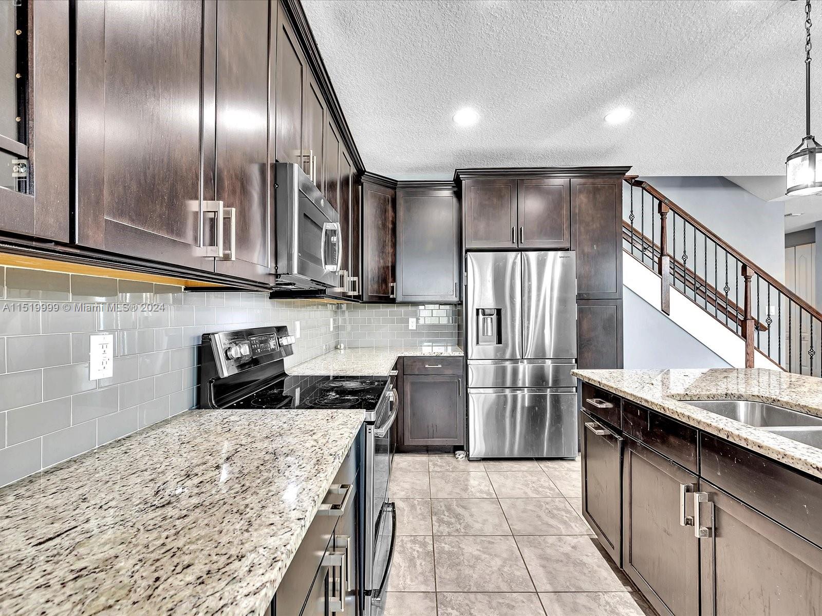 OSPREY LANDING - Residential Lease