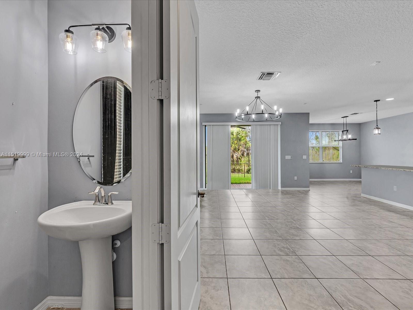 OSPREY LANDING - Residential Lease