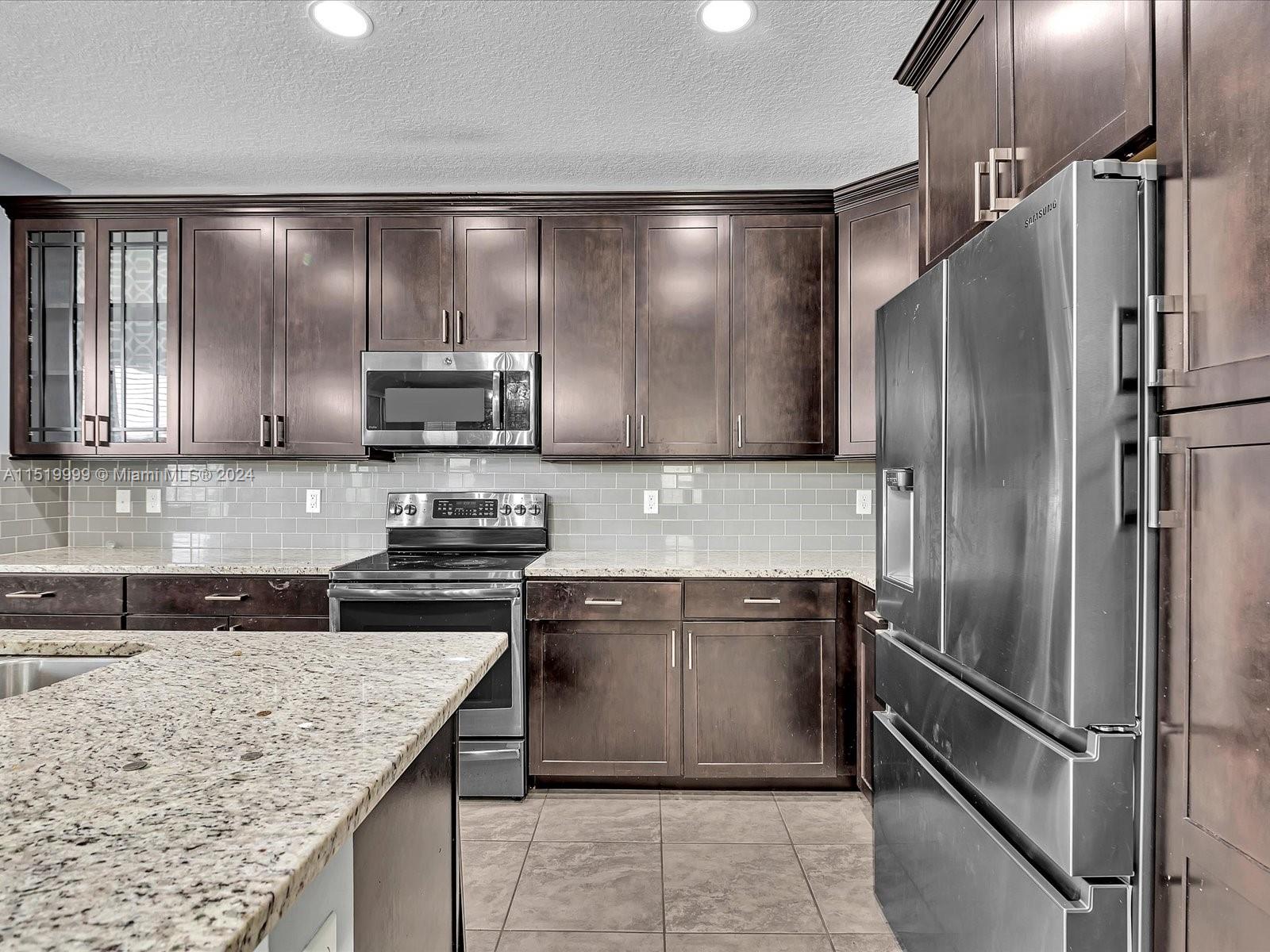 OSPREY LANDING - Residential Lease
