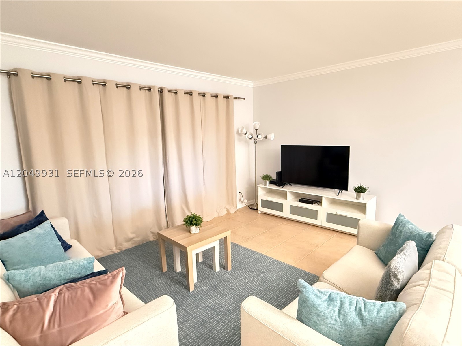CYPRESS BEND CONDOMINIUM - Residential