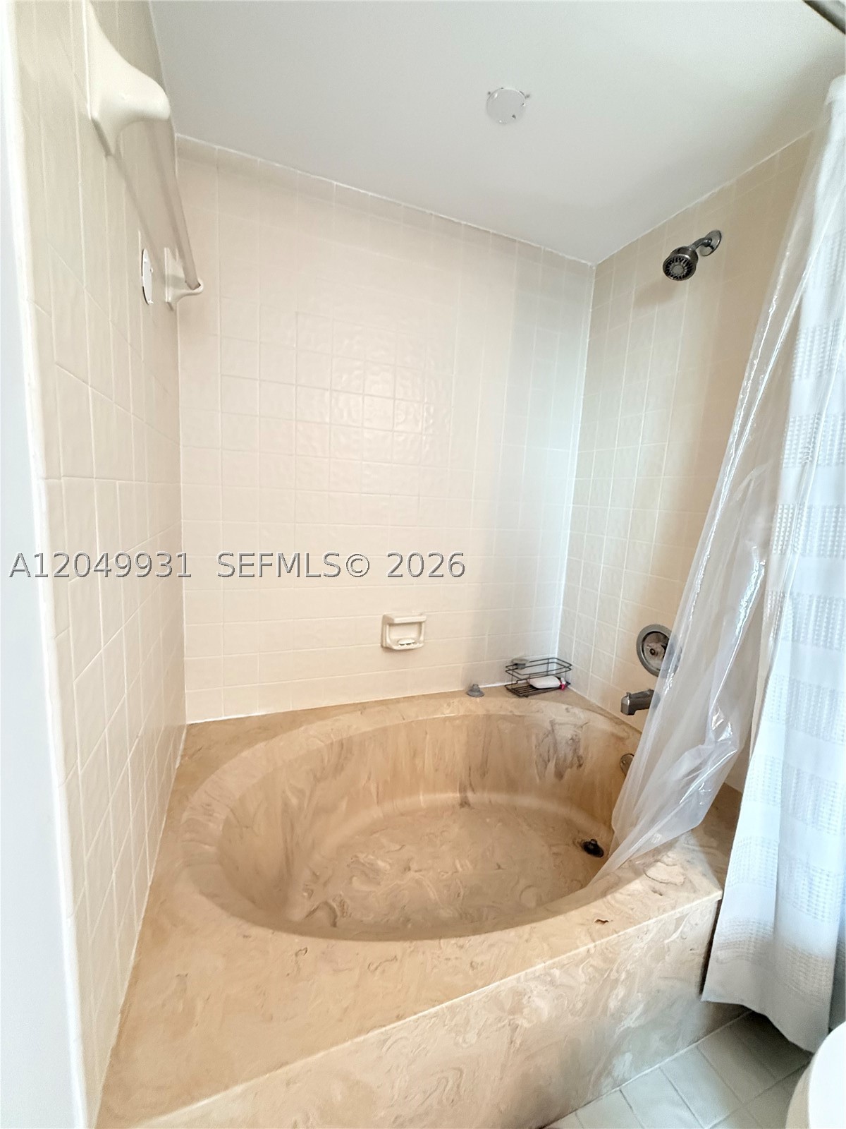 CYPRESS BEND CONDOMINIUM - Residential