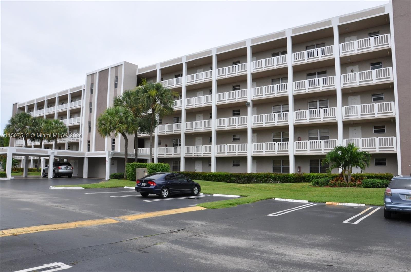 SHERWOOD SQUARE CONDOMINI - Residential Lease