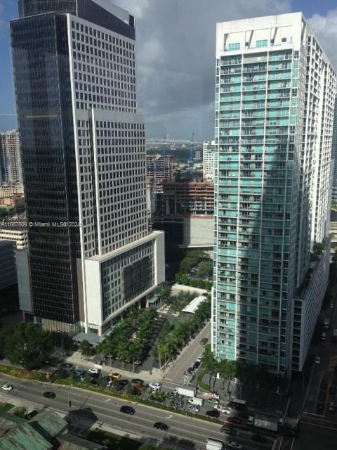 ICON BRICKELL II - Residential Lease