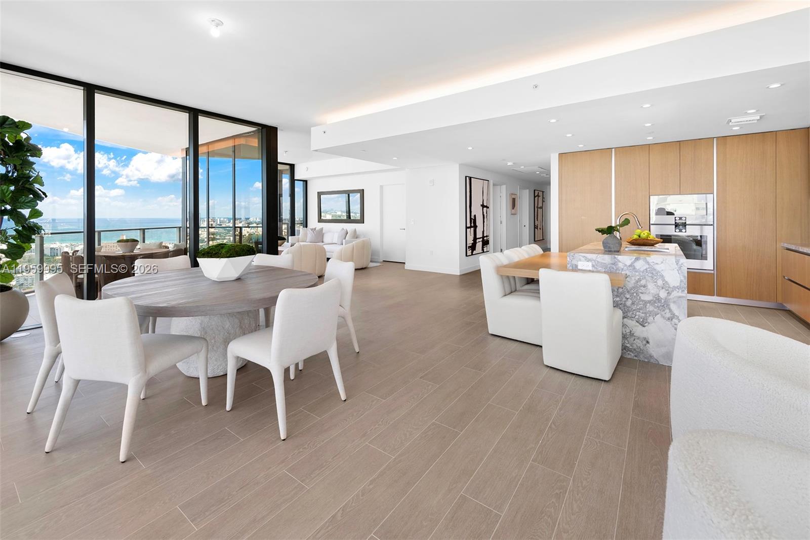 FIVE PARK - Residential