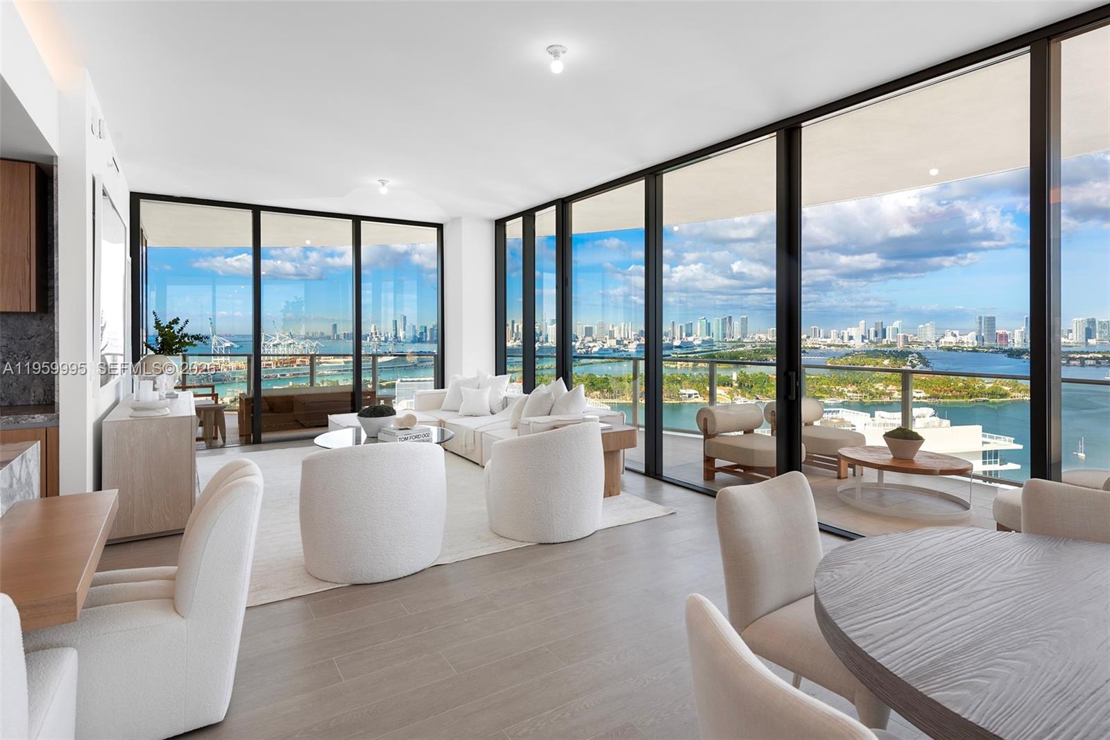 FIVE PARK - Residential