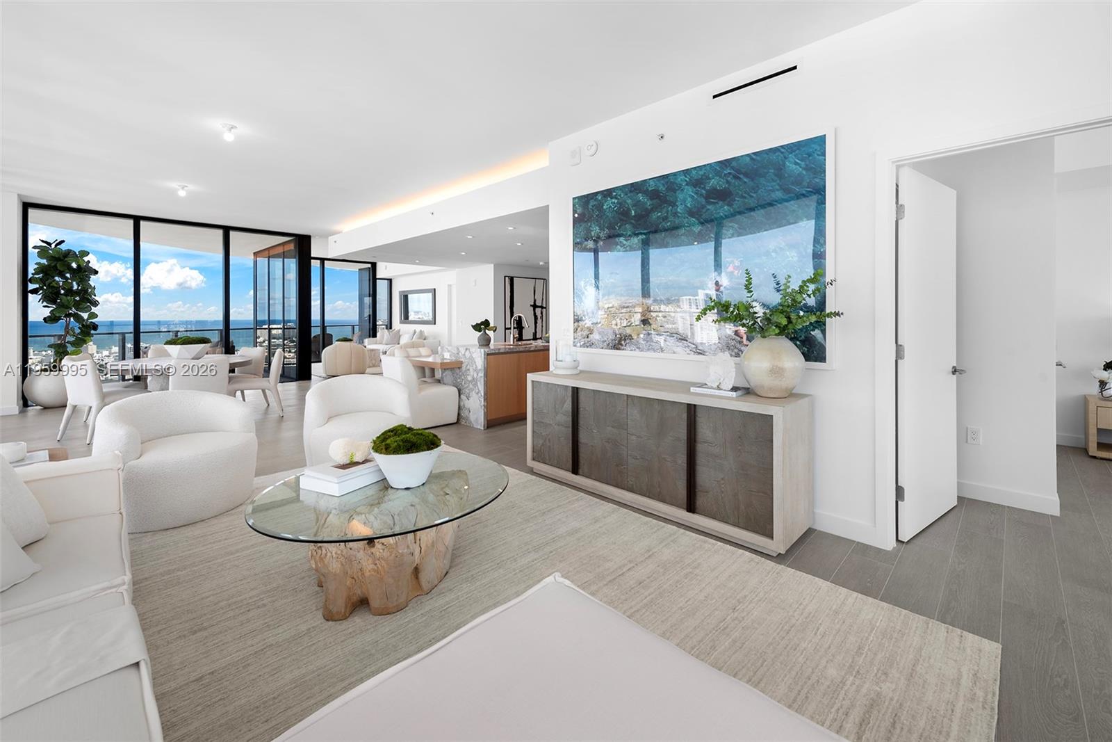 FIVE PARK - Residential