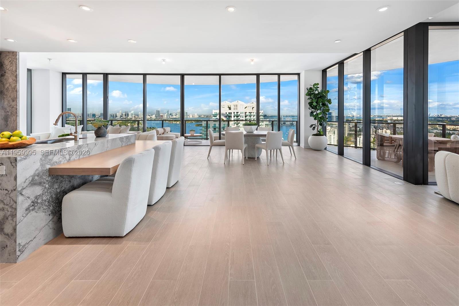 FIVE PARK - Residential