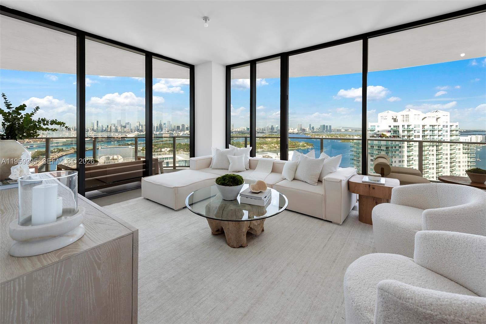 FIVE PARK - Residential