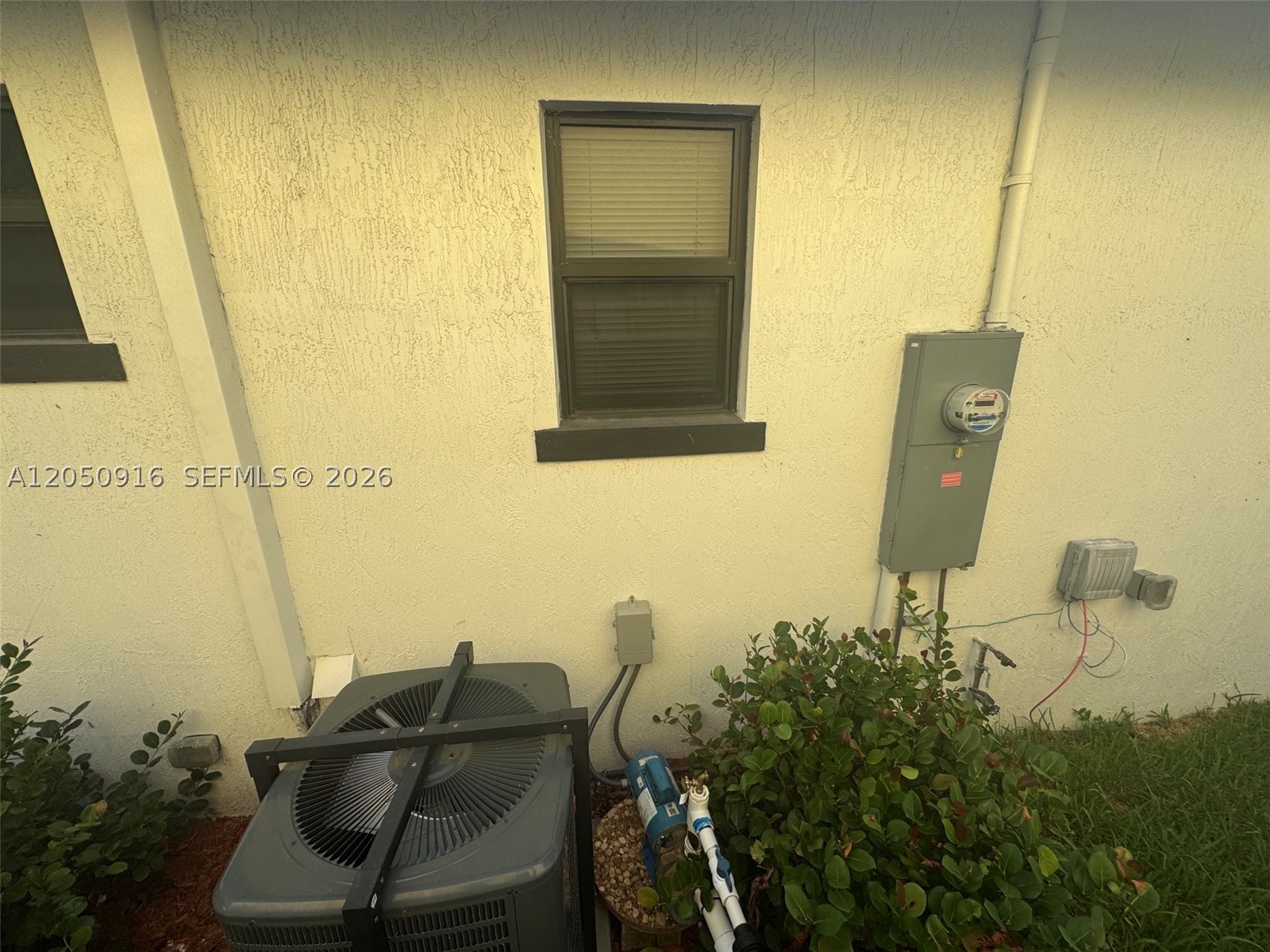 INLET GROVE - Residential