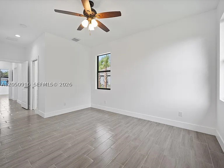 INLET GROVE - Residential