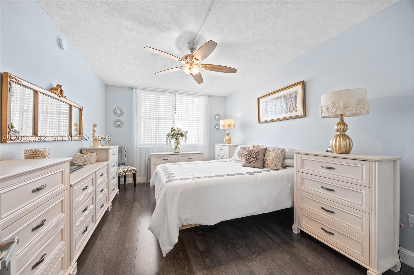 ARLEN HOUSE CONDO - Residential