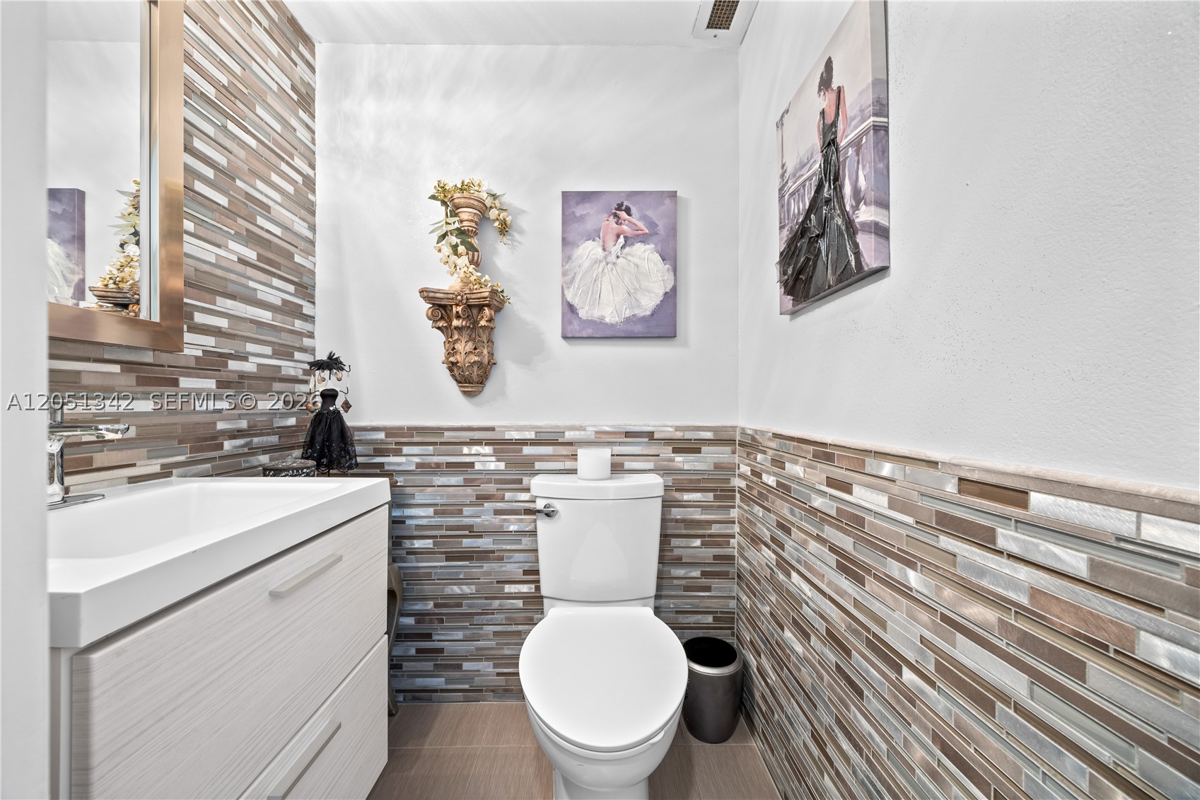 ARLEN HOUSE CONDO - Residential