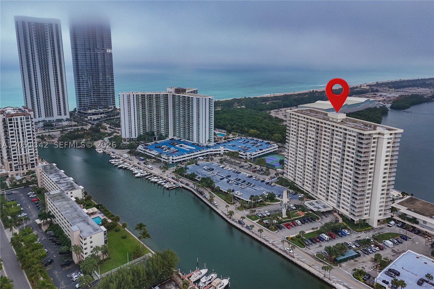 ARLEN HOUSE CONDO - Residential