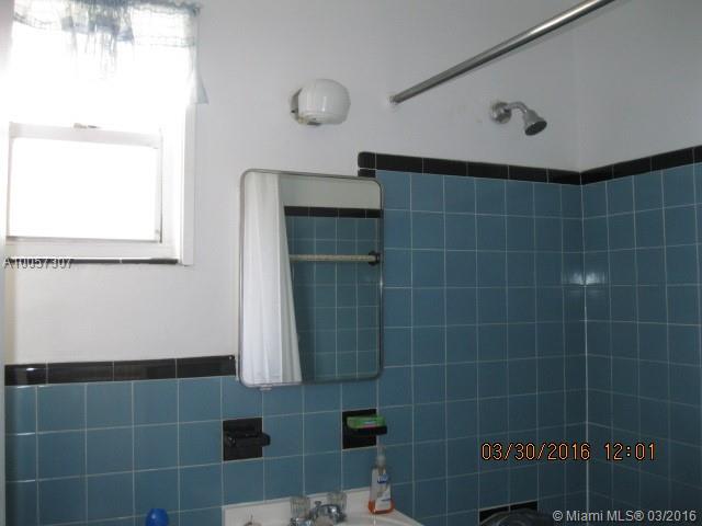 Oasis Surfside Condo - Residential Lease