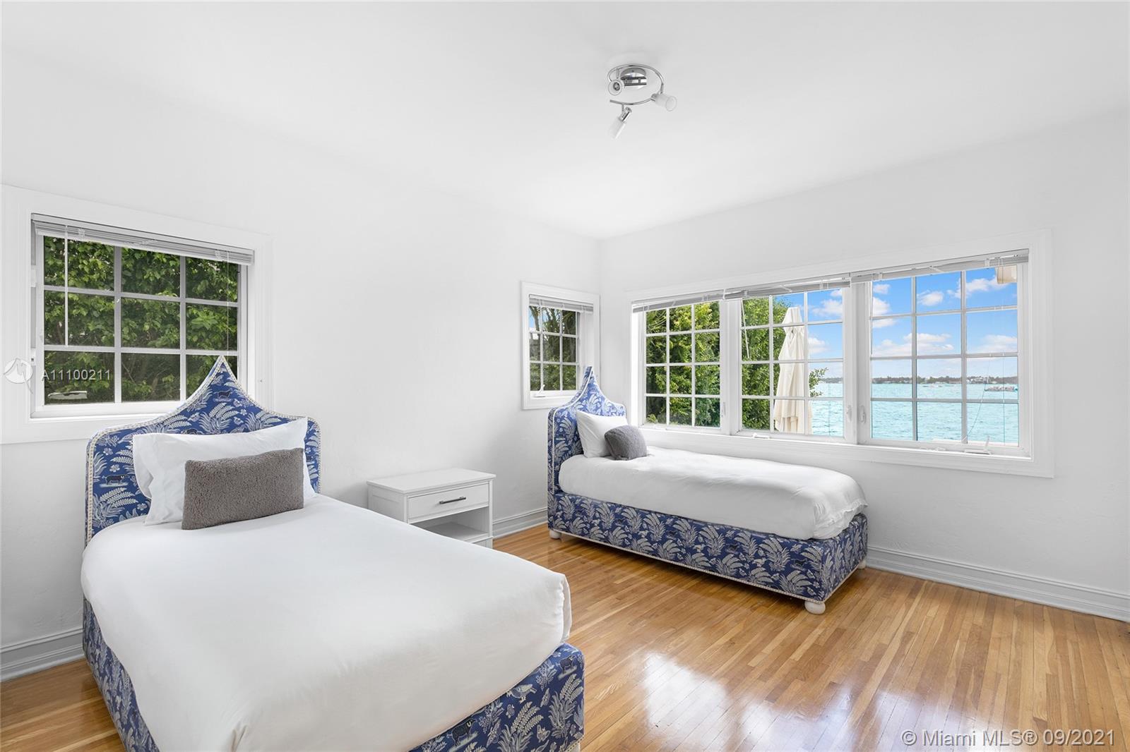 NORTH BAY ISLAND - Residential