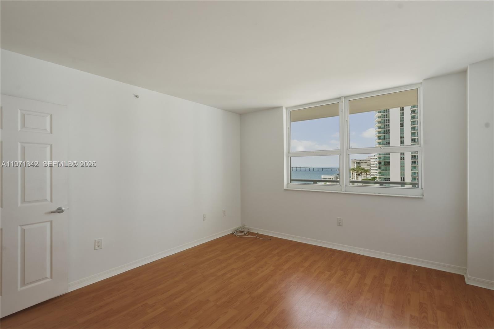 THE MARK ON BRICKELL COND - Residential