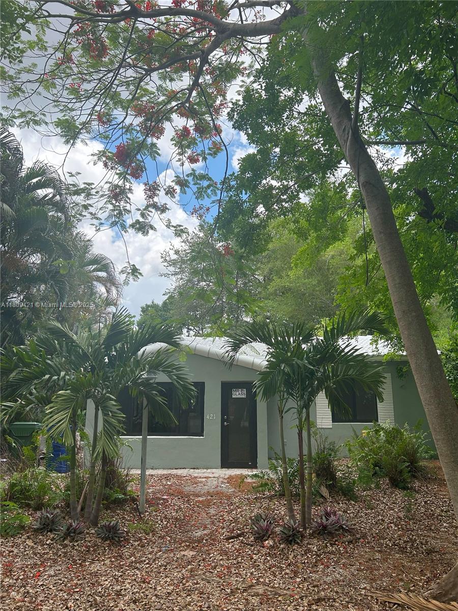 LAUDERDALE - Residential
