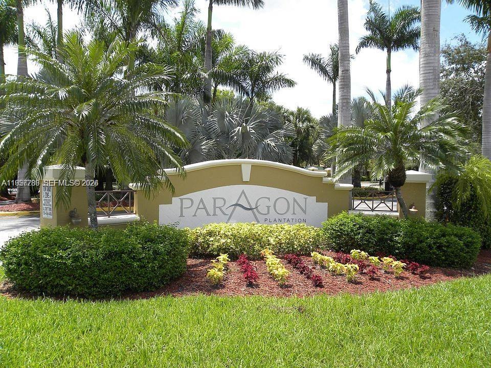 PRICED TO SELL THIS WEEK! 

CONVENIENT UNIT LOCATED ON THE FIRST FLOOR! 2 BED 2 BATH APARTMENT AT PARAGON PLANTATION. 1 ASSIGNED PARKING #113 AND 1 GARAGE J. 1030sqft. Remodeled bathrooms, unit freshly painted, granite counter tops kitchen, washer & dryer and amenities. Gated entrance. Condo approval required. A MUST SEE!! Please send your offer with POF or pre-approval letter, thank you!