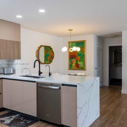 HEATHERWOOD CONDO - Residential