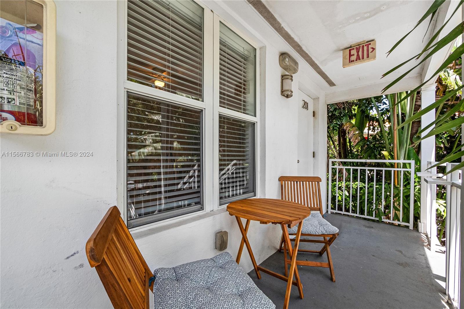 1419 WEST CONDO - Residential Lease