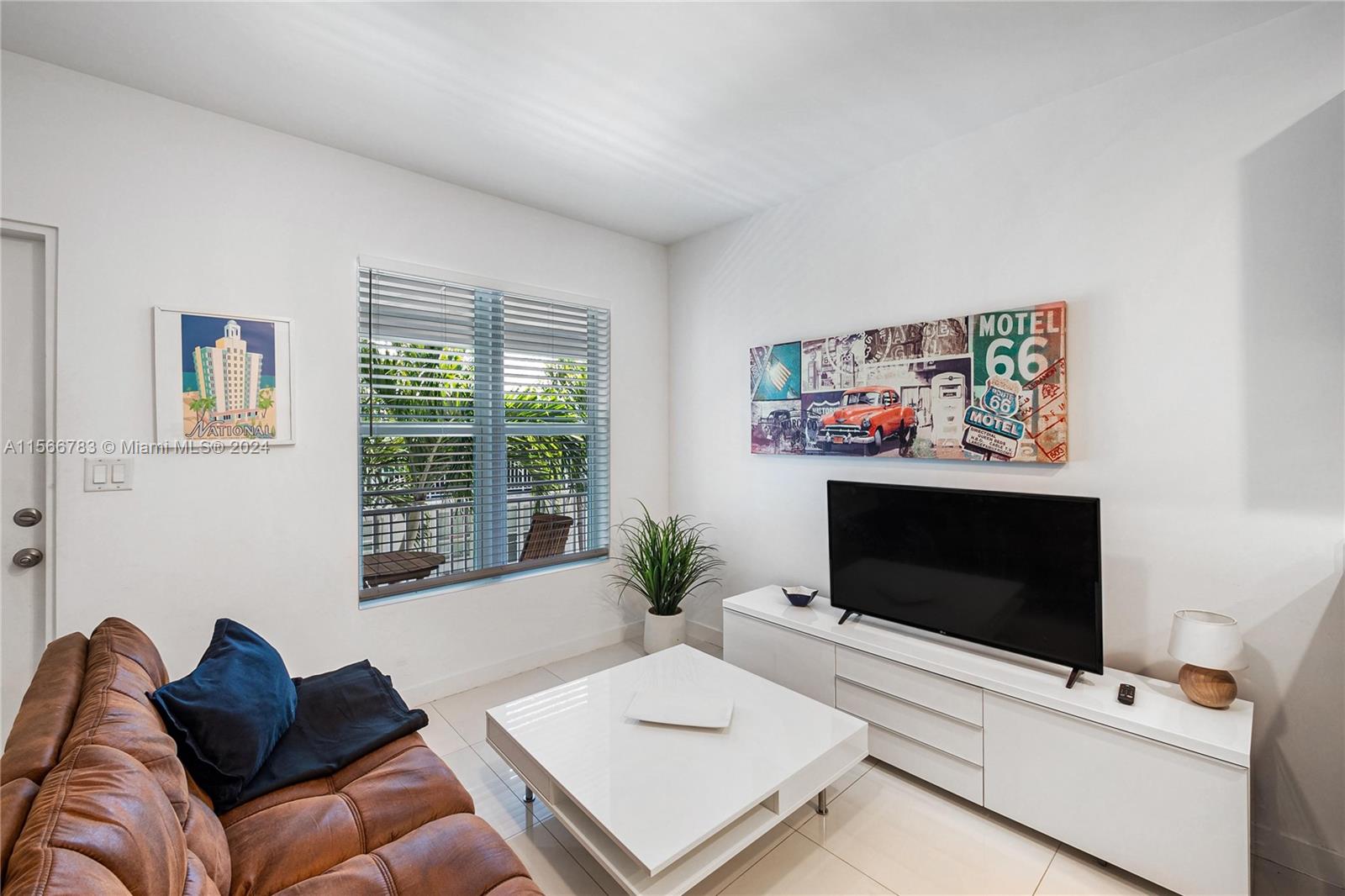 1419 WEST CONDO - Residential Lease