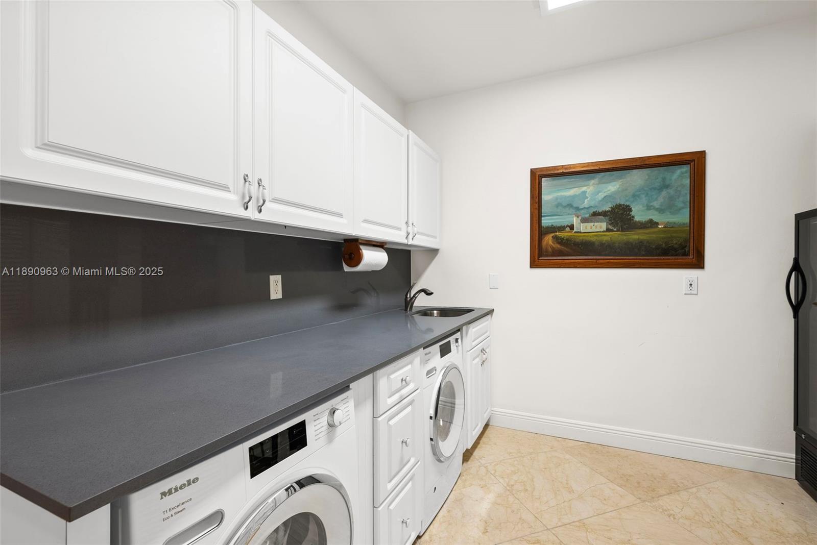BAY RIDGE ESTS - Residential