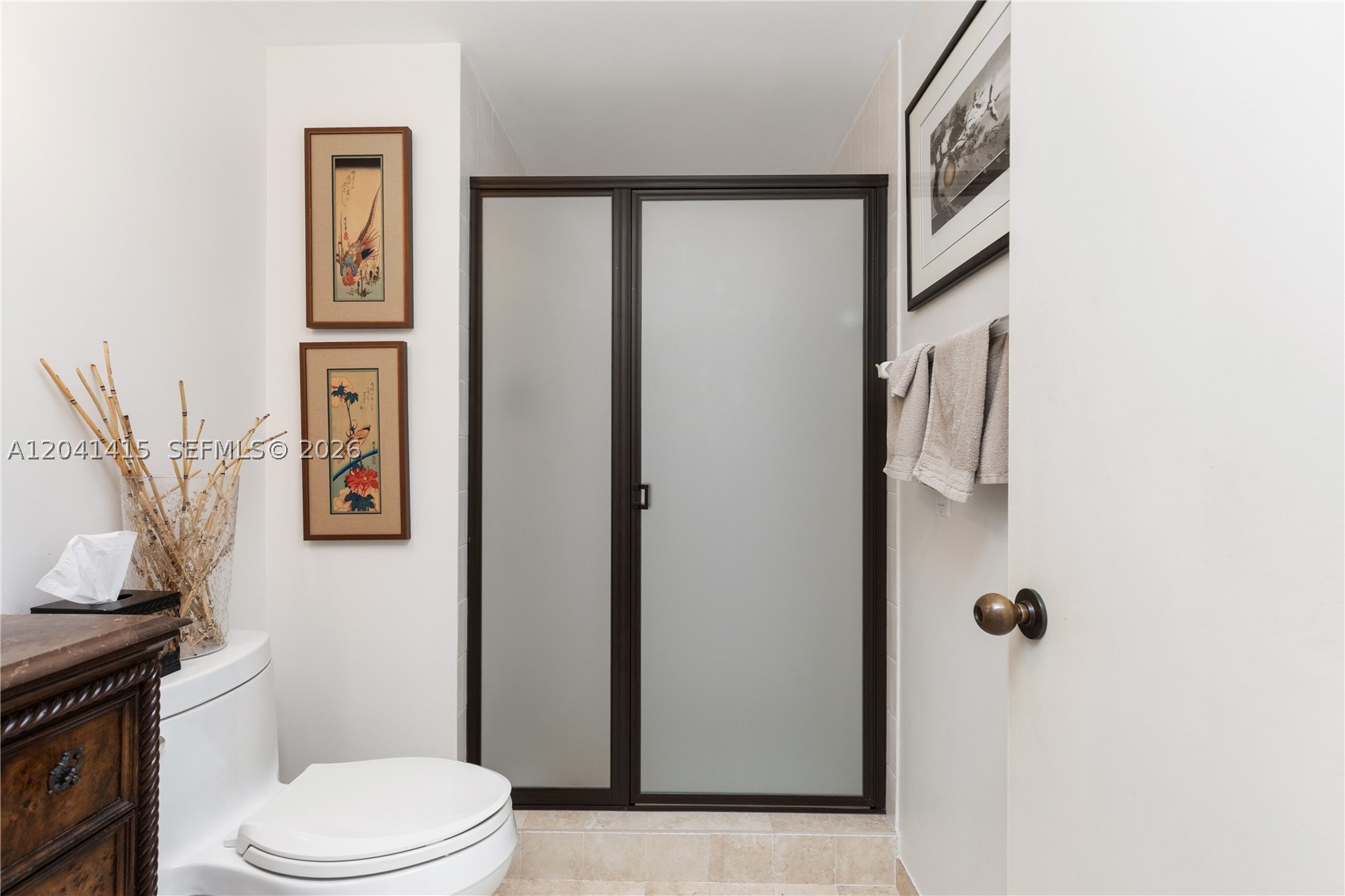VILLA REGINA CONDO - Residential