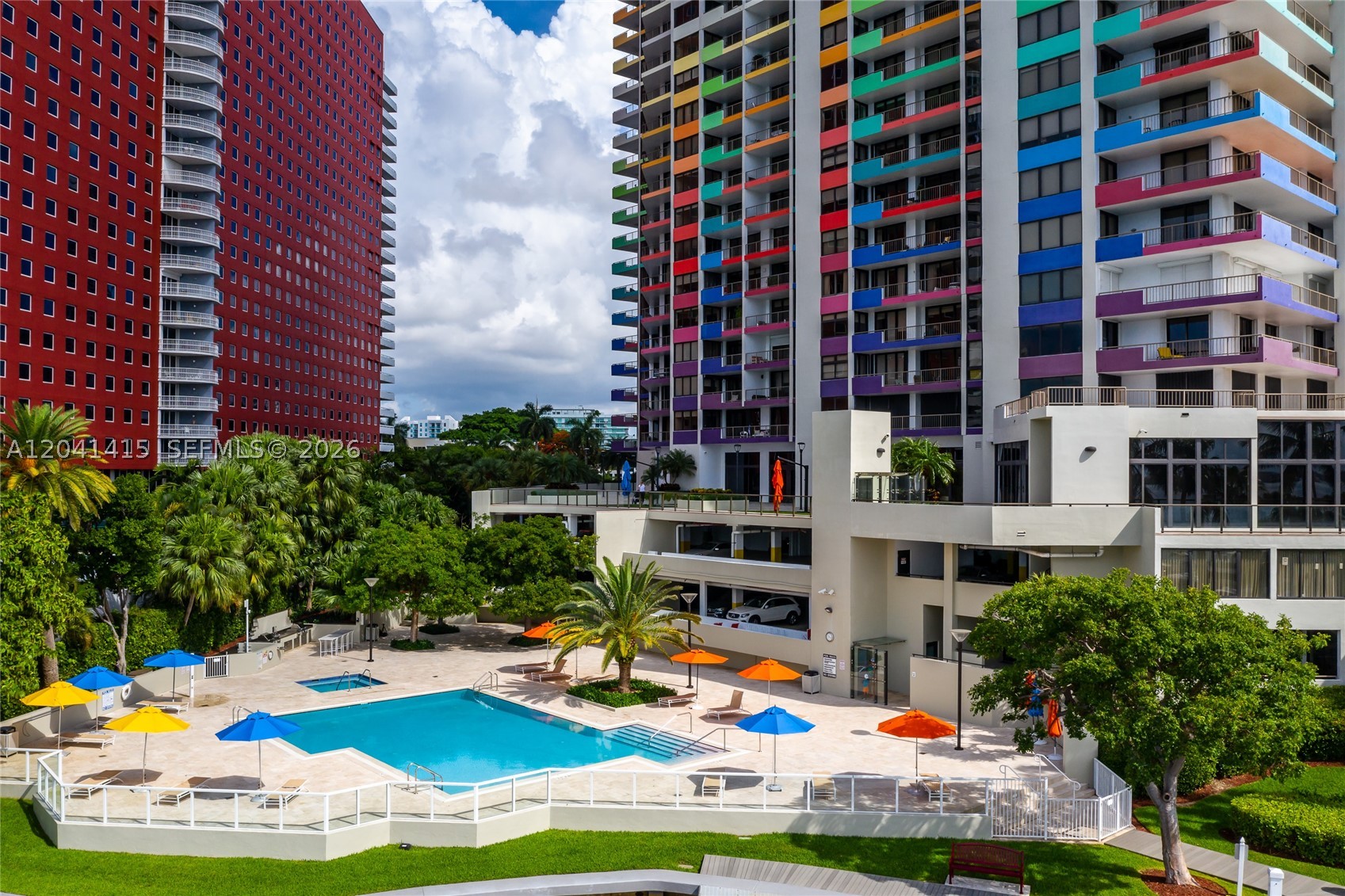 VILLA REGINA CONDO - Residential