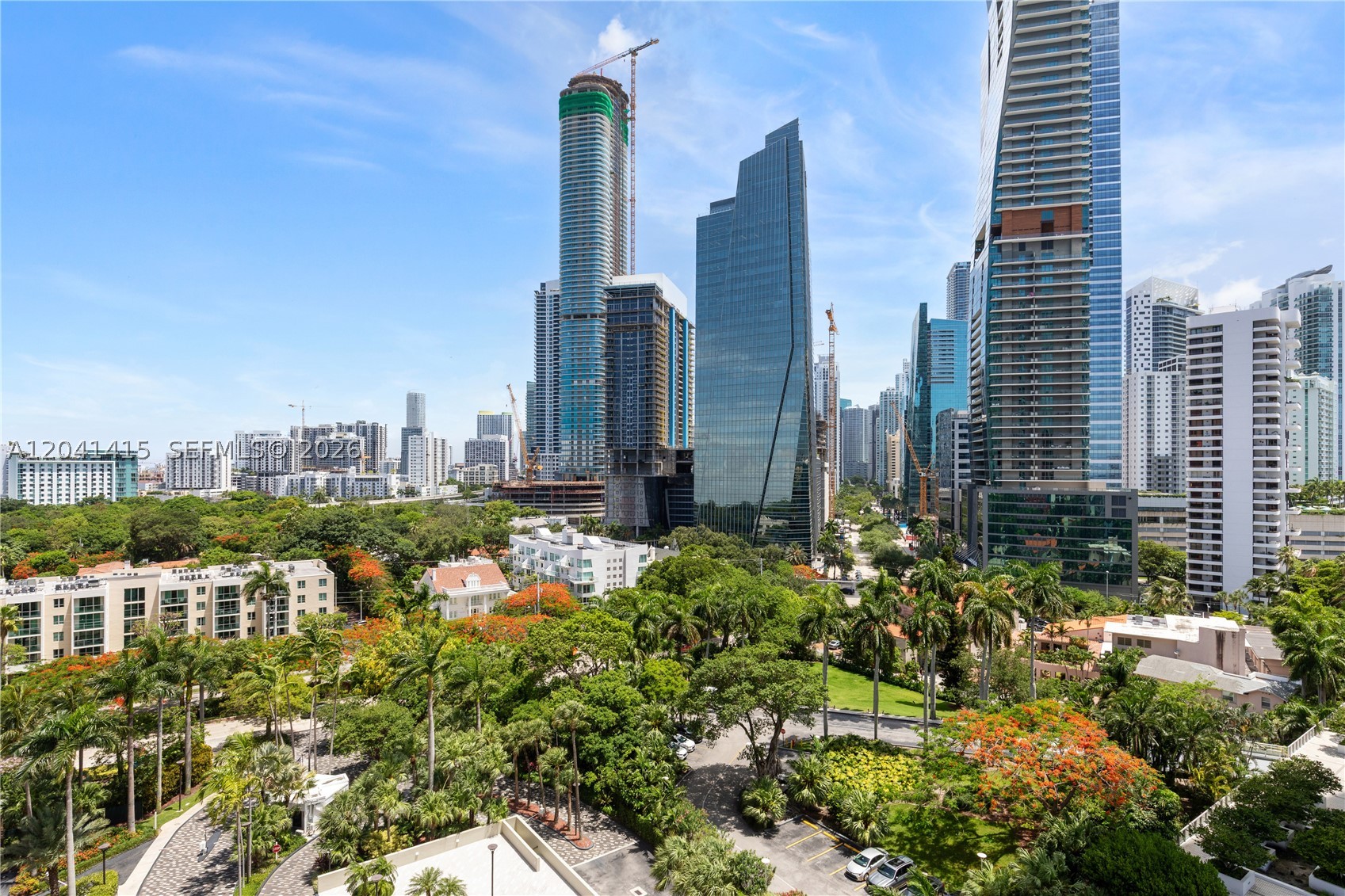 VILLA REGINA CONDO - Residential