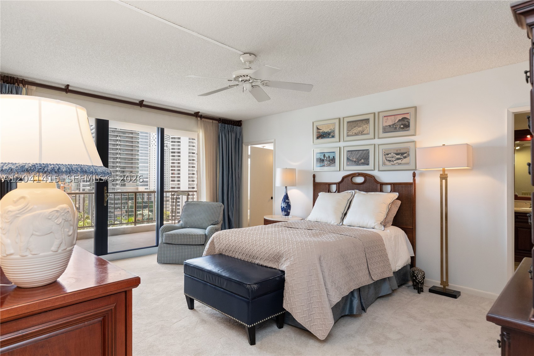 VILLA REGINA CONDO - Residential