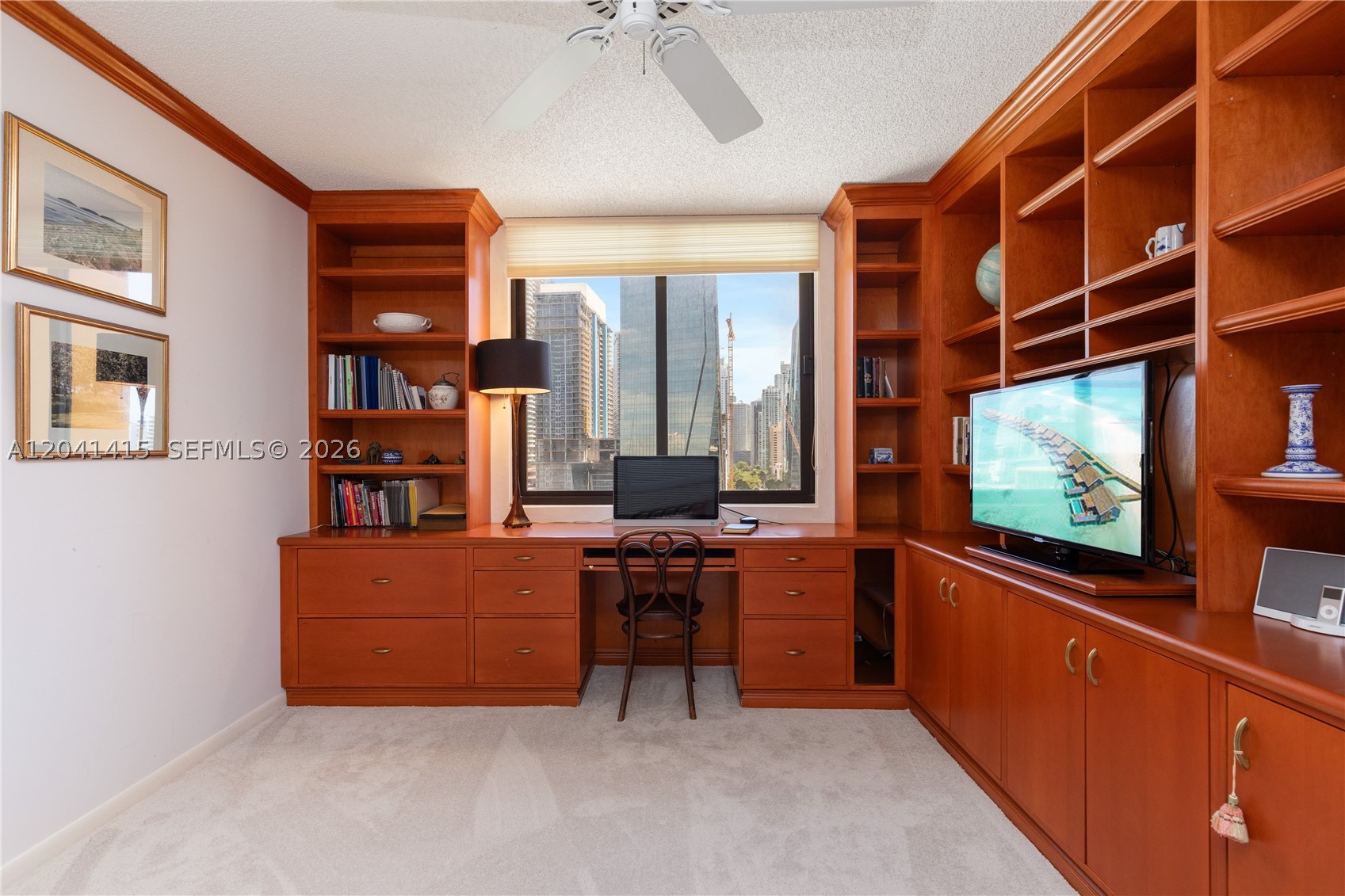 VILLA REGINA CONDO - Residential