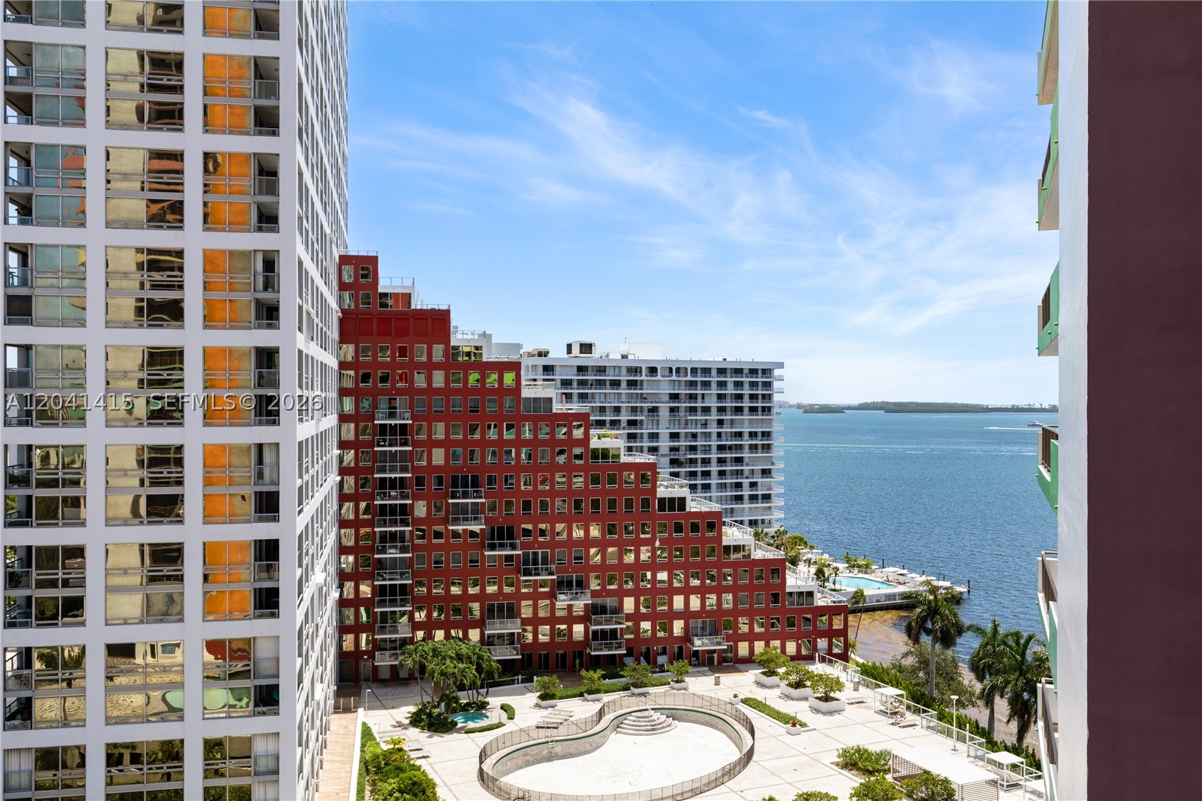 VILLA REGINA CONDO - Residential