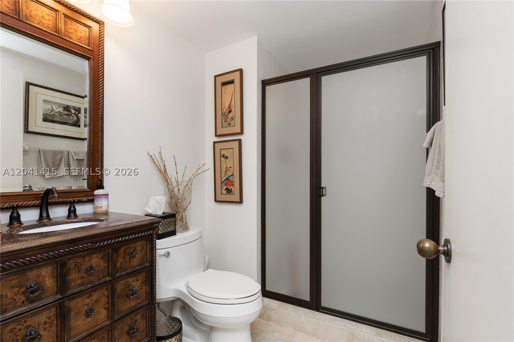 VILLA REGINA CONDO - Residential