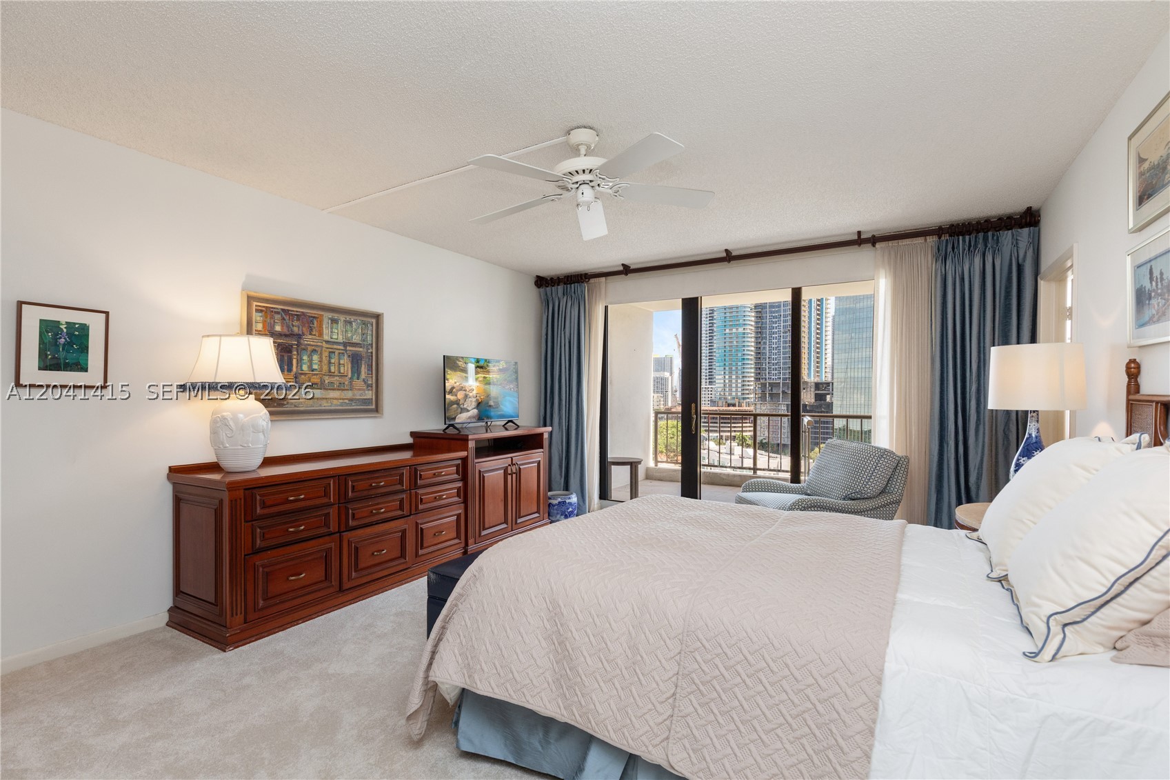 VILLA REGINA CONDO - Residential