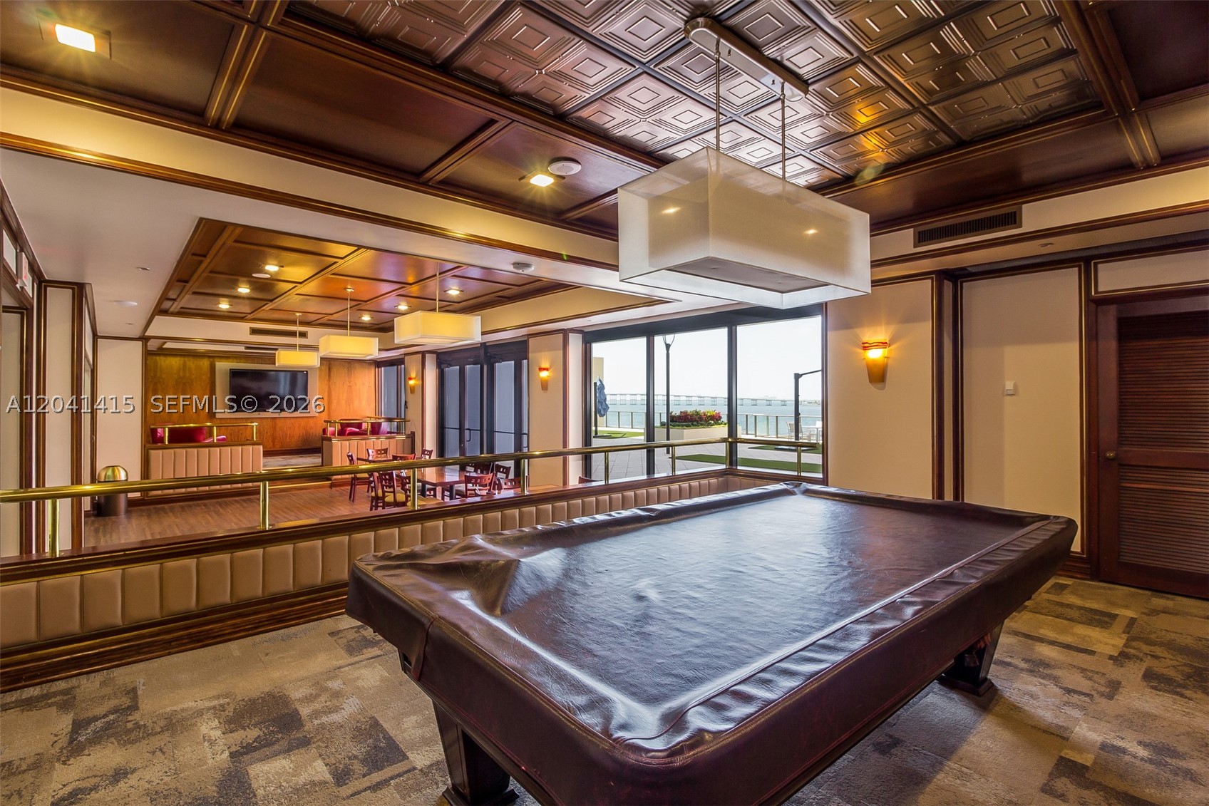 VILLA REGINA CONDO - Residential