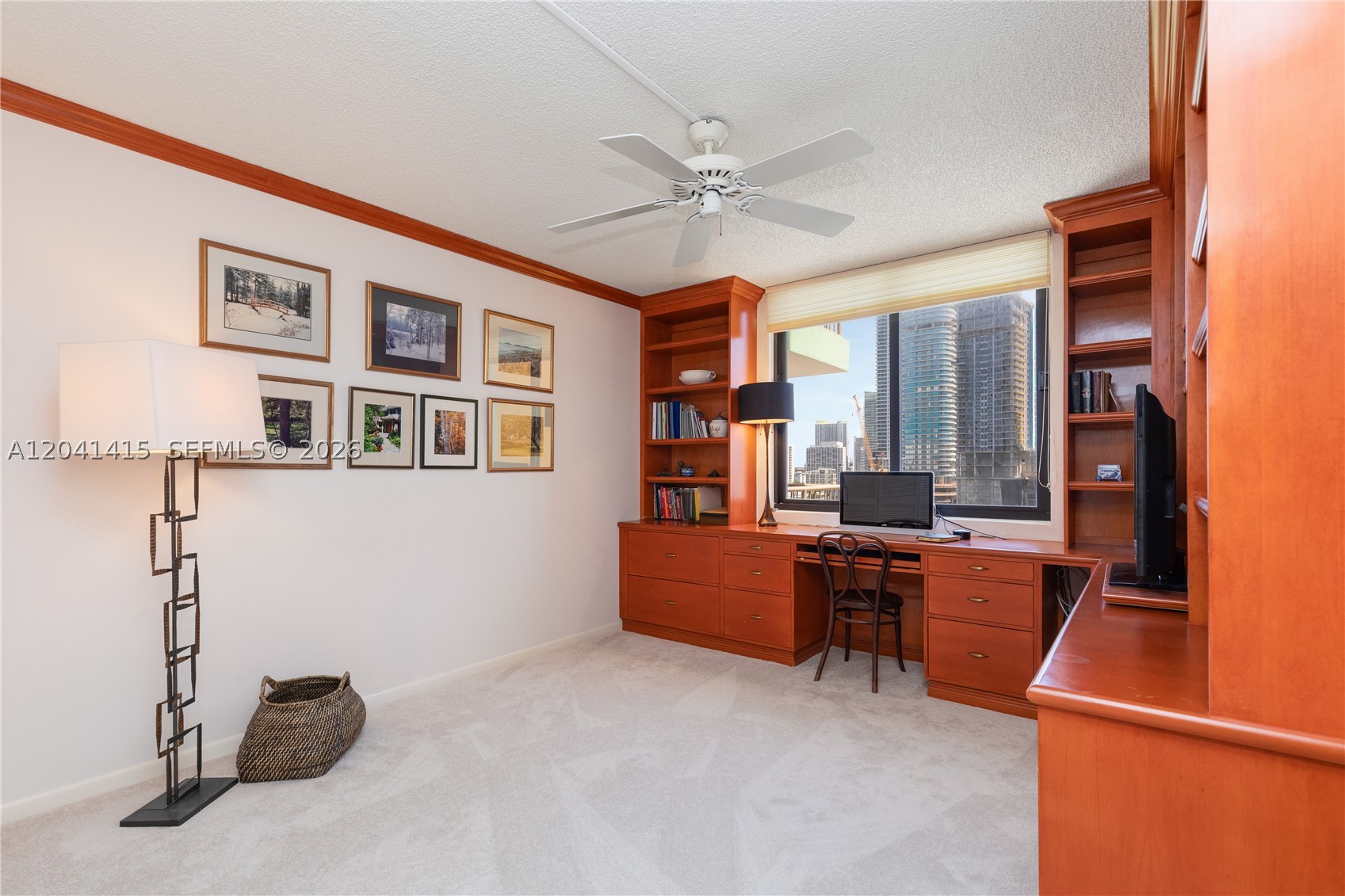VILLA REGINA CONDO - Residential