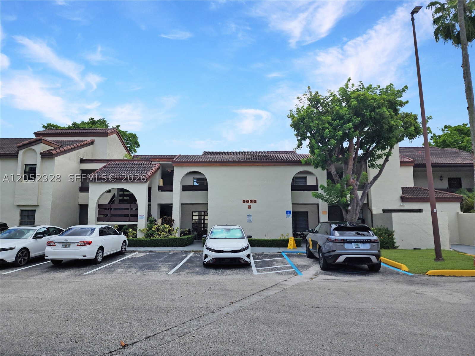 KENLAND BEND SOUTH CONDO - Residential