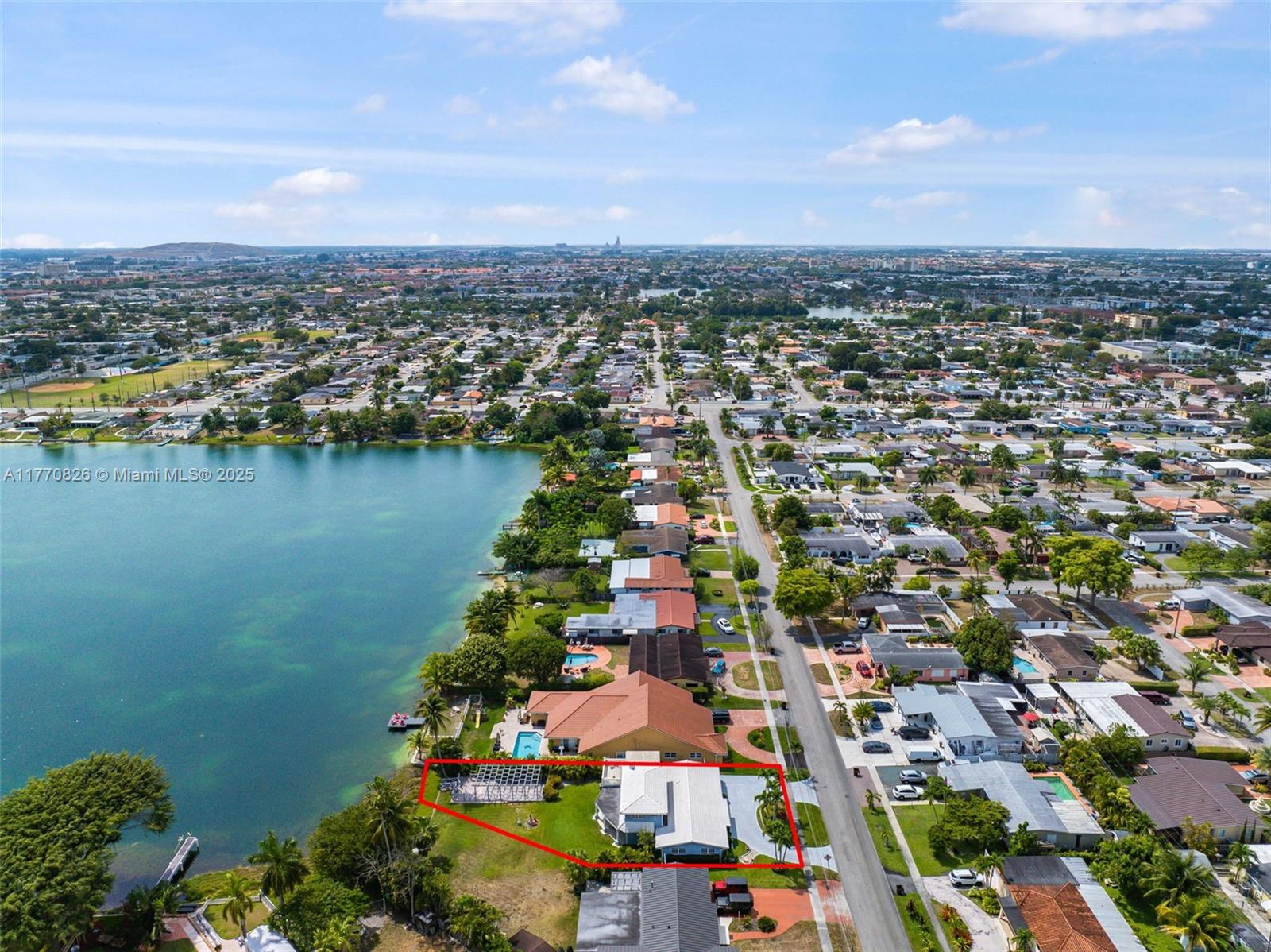 LAKE LAURENCE EST 1ST ADD - Residential