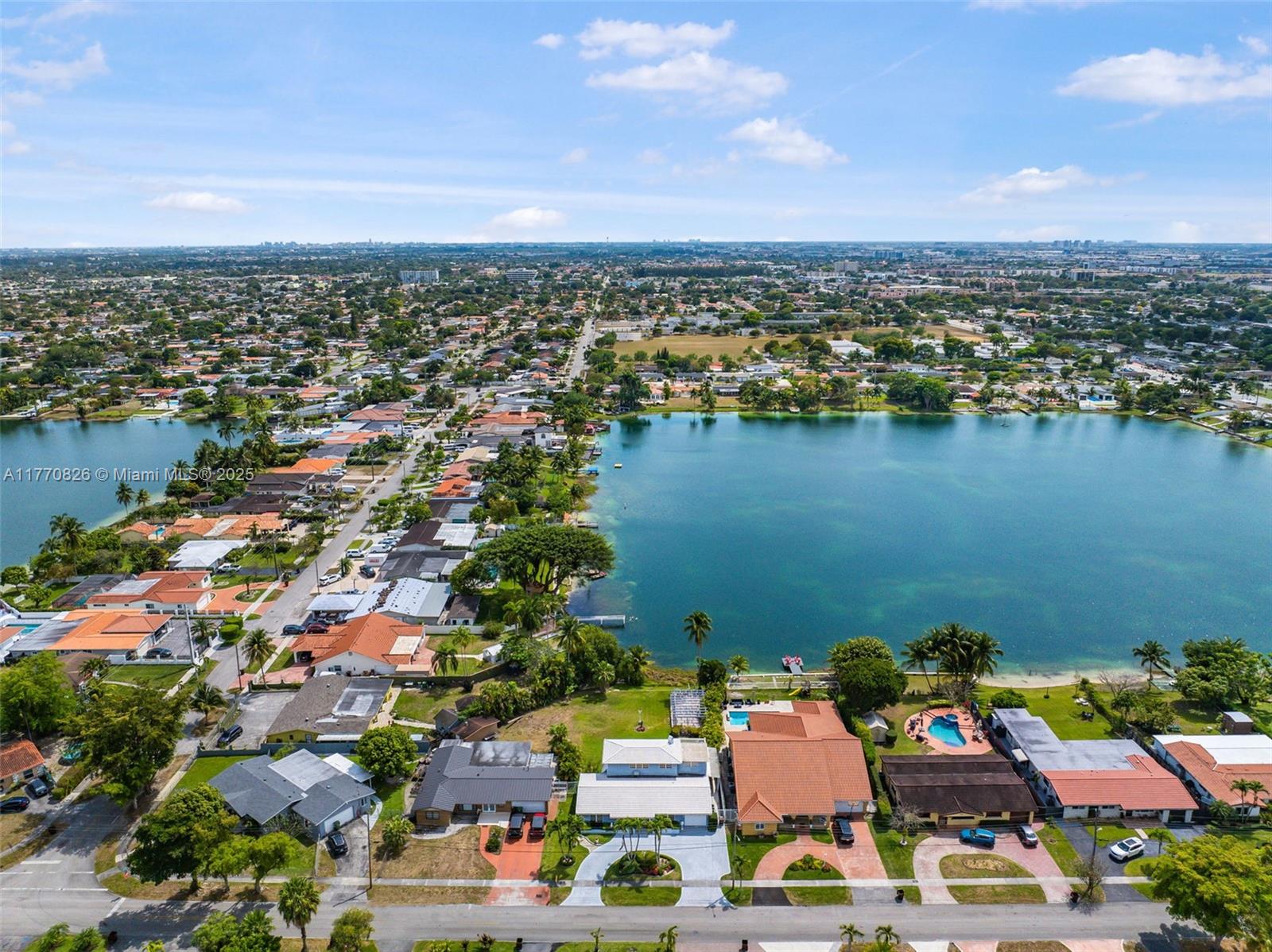 LAKE LAURENCE EST 1ST ADD - Residential