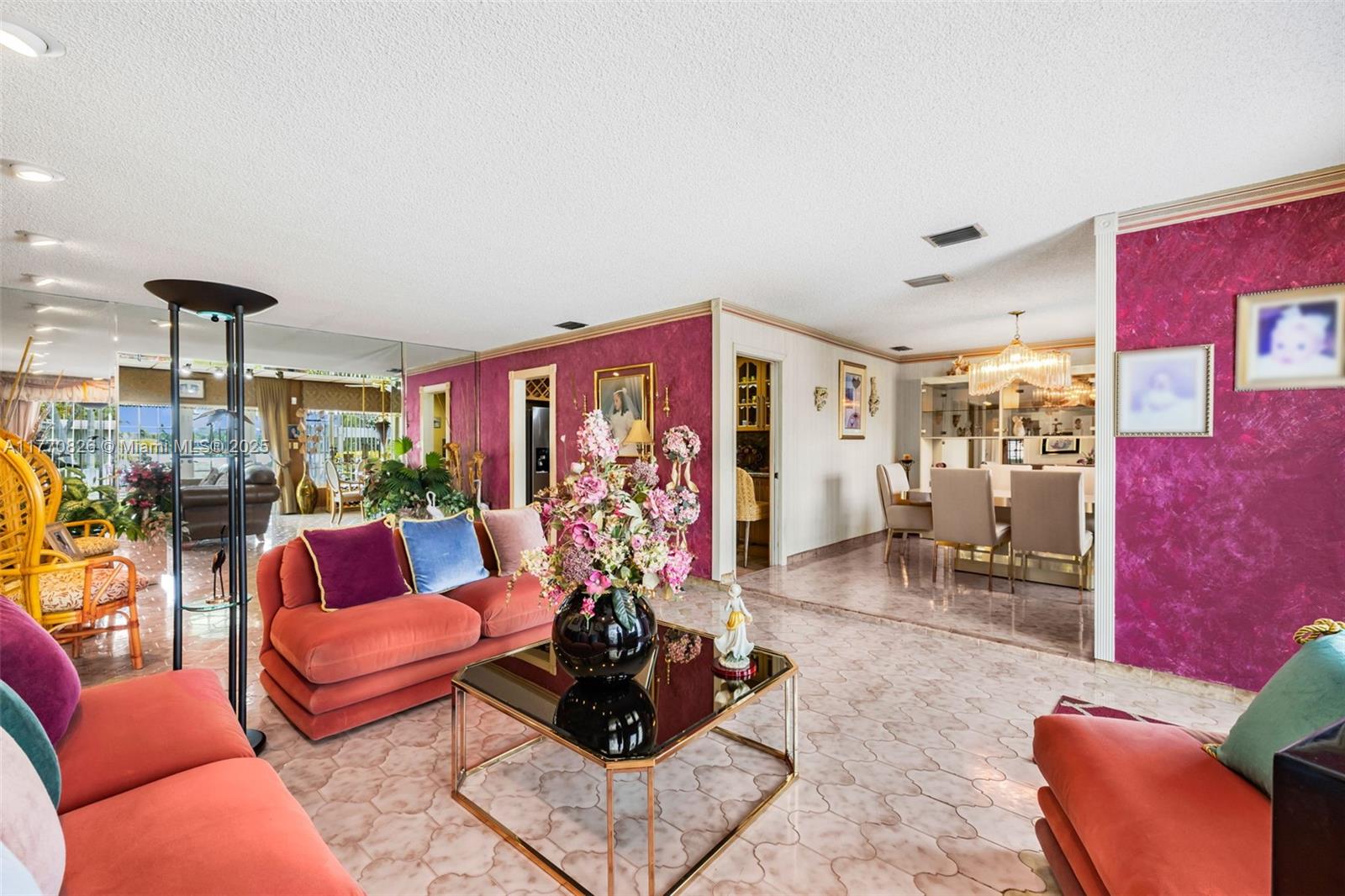 LAKE LAURENCE EST 1ST ADD - Residential