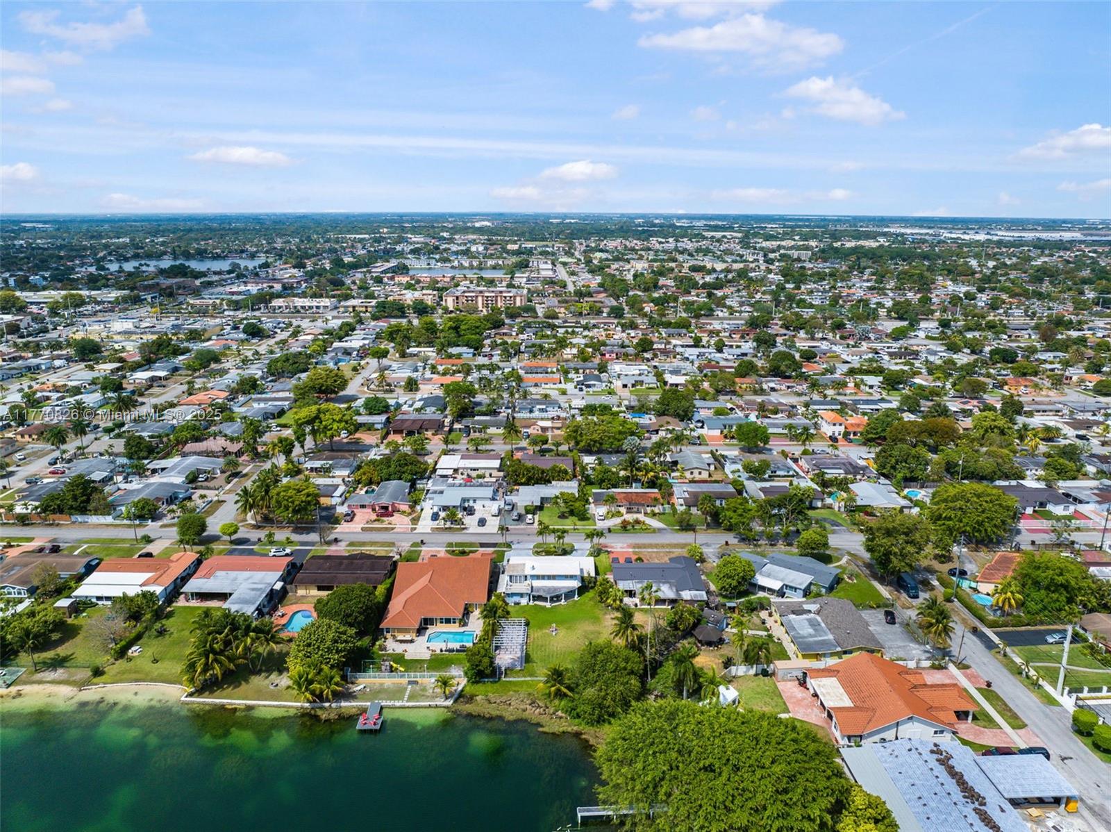 LAKE LAURENCE EST 1ST ADD - Residential