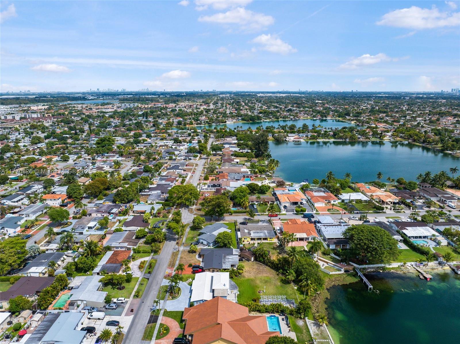 LAKE LAURENCE EST 1ST ADD - Residential