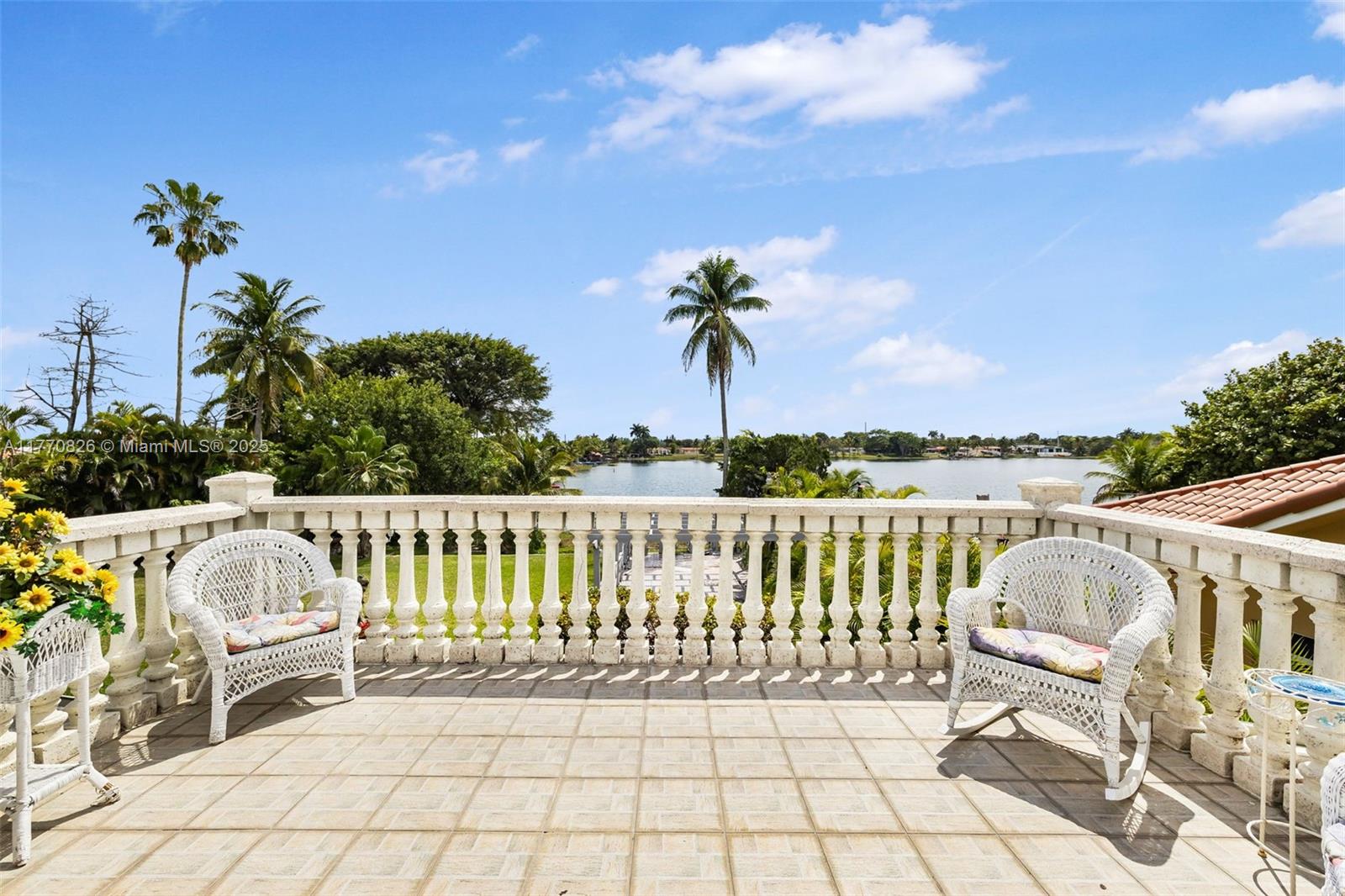 LAKE LAURENCE EST 1ST ADD - Residential