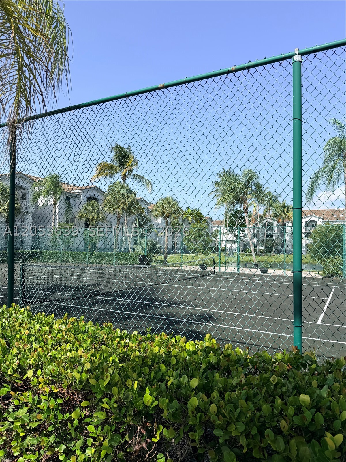 ROYAL GRAND CONDO - Residential