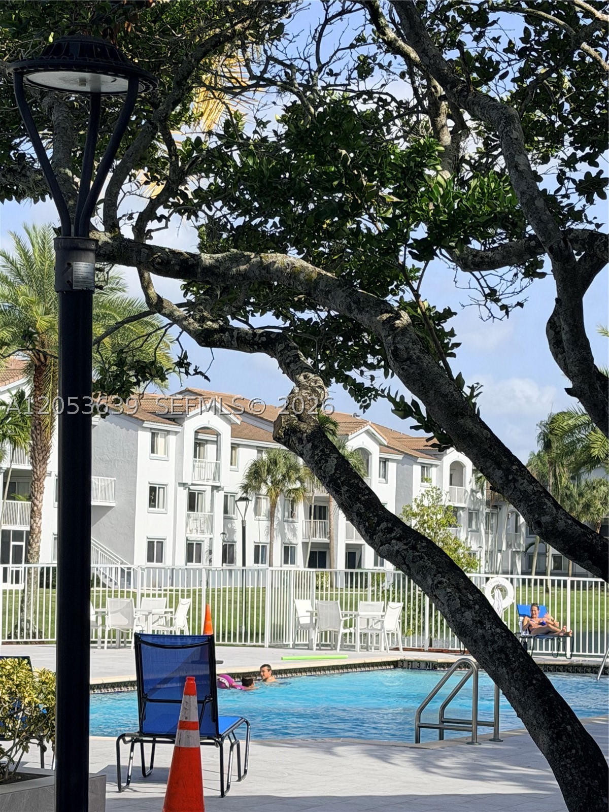 ROYAL GRAND CONDO - Residential