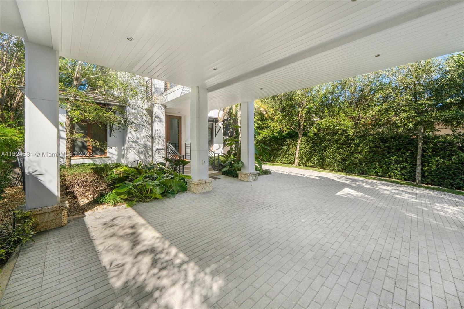 BRICKELL FLAGLER - Residential