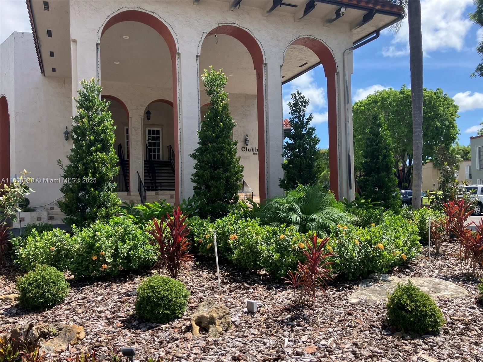 SPANISH TRACE CONDO - Residential Lease