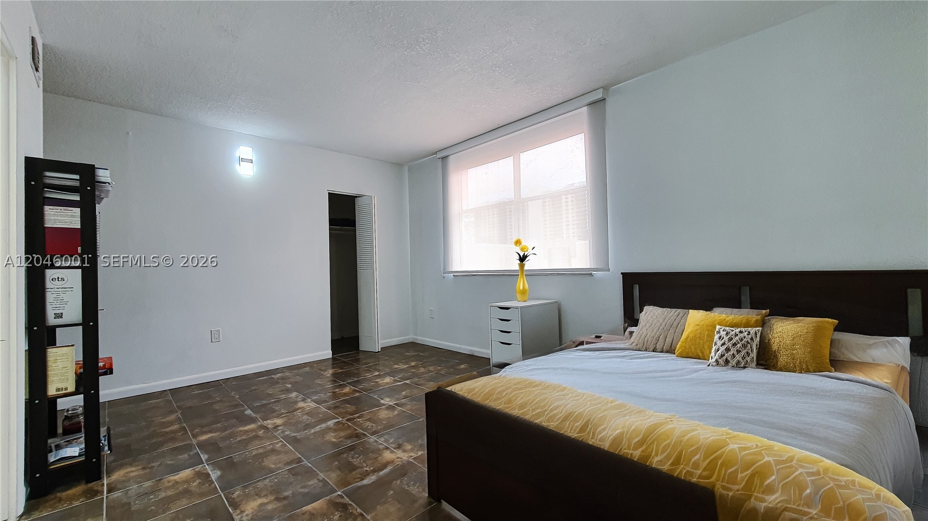 NORTHGATE TOWNHOUSE CONDO - Residential Lease