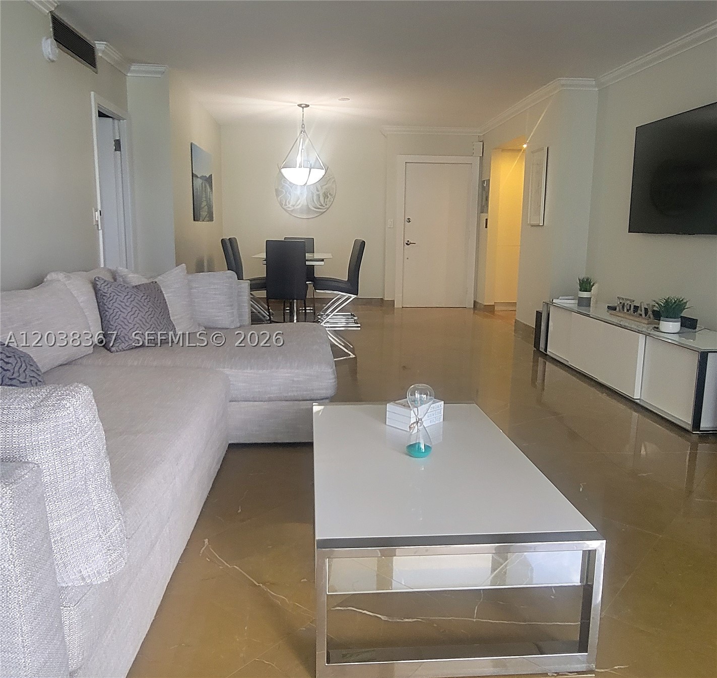 PARKER PLAZA CONDO ESTATE - Residential Lease