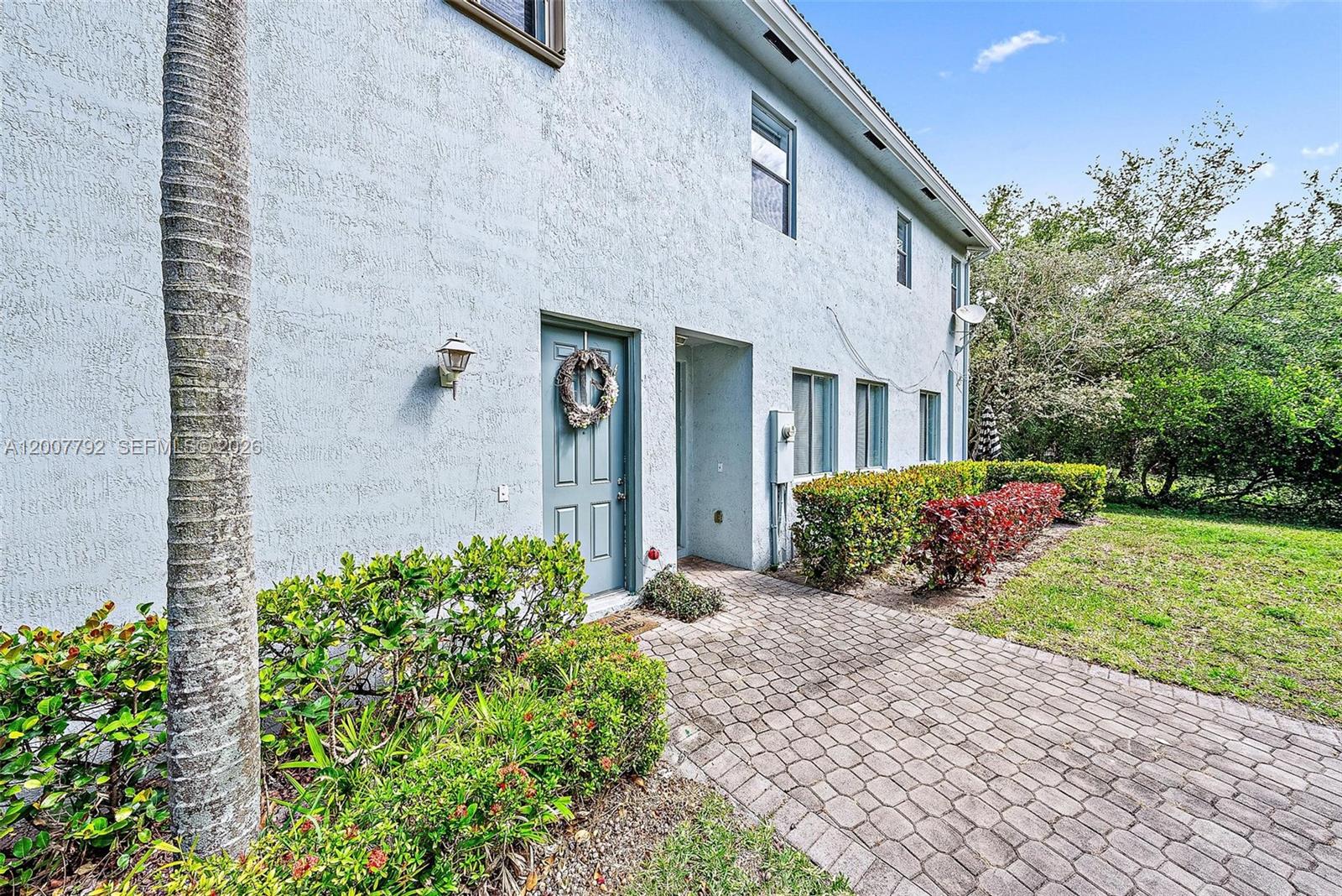 THOUSAND OAKS - Residential